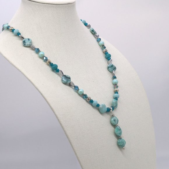 Aqua green Jasmin theme necklace with large silver lobster class. - Picture 2 of 7